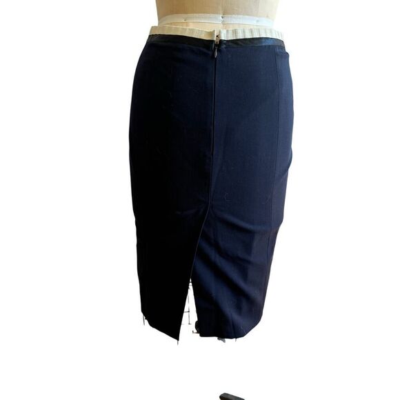 Gilles Dufour Paris Navy Blue Pencil‎ Skirt Size 40/Small EUC Vintage Designer - Picture 2 of 4